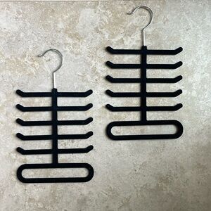 Black Flocked Tie Rack & Belt Organiser Non-Slip Coat Clothes Accessory Hanger